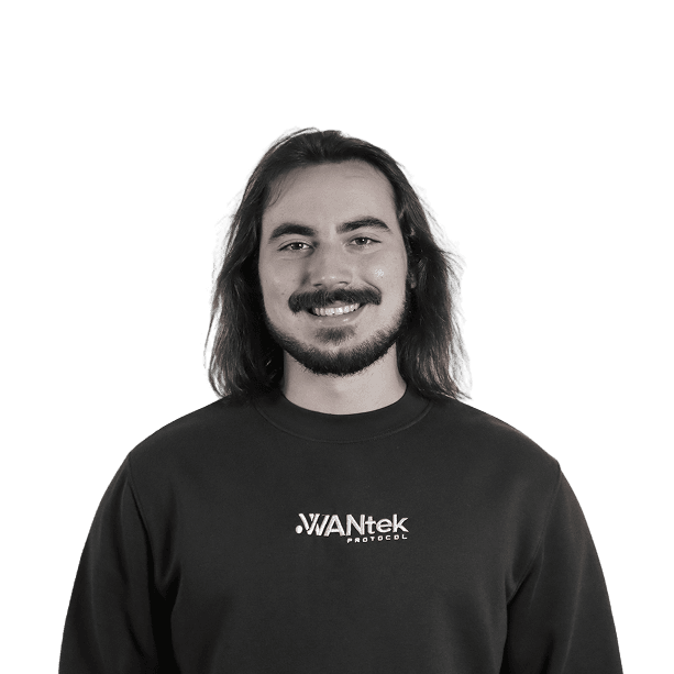 Lucas Dias — CO-FOUNDER · PRODUCT ENGINEERING